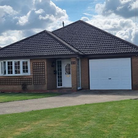 Spacious & Upmarket 2 Bedroom Detached Bungalow In Boston Exteriör bild